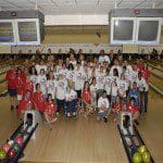 Xdhbowl_044 special olympics group