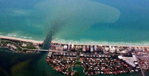 Pollution spill, South Florida (Photo credit: Mike Theiss)