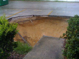 Sinkhole near UCF (Photo: Janosik)