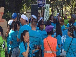 Restaurant workers rally outside the Peabody Hotel on International Drive, Orlando, and call on Darden Restaurants to pay livable wages and benefits to its workers. September 18, 2013. (Photo: WONO)