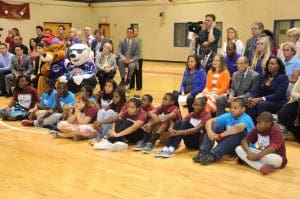 Orlando Mayor Buddy Dyer, public school students, business leaders and non-profits launch 'Stand Up Orlando,' the City's new anti-bullying campaign, October 23, 2014. (Photo credit: City of Orlando)