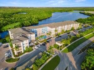 MainSail Apartments Naples 